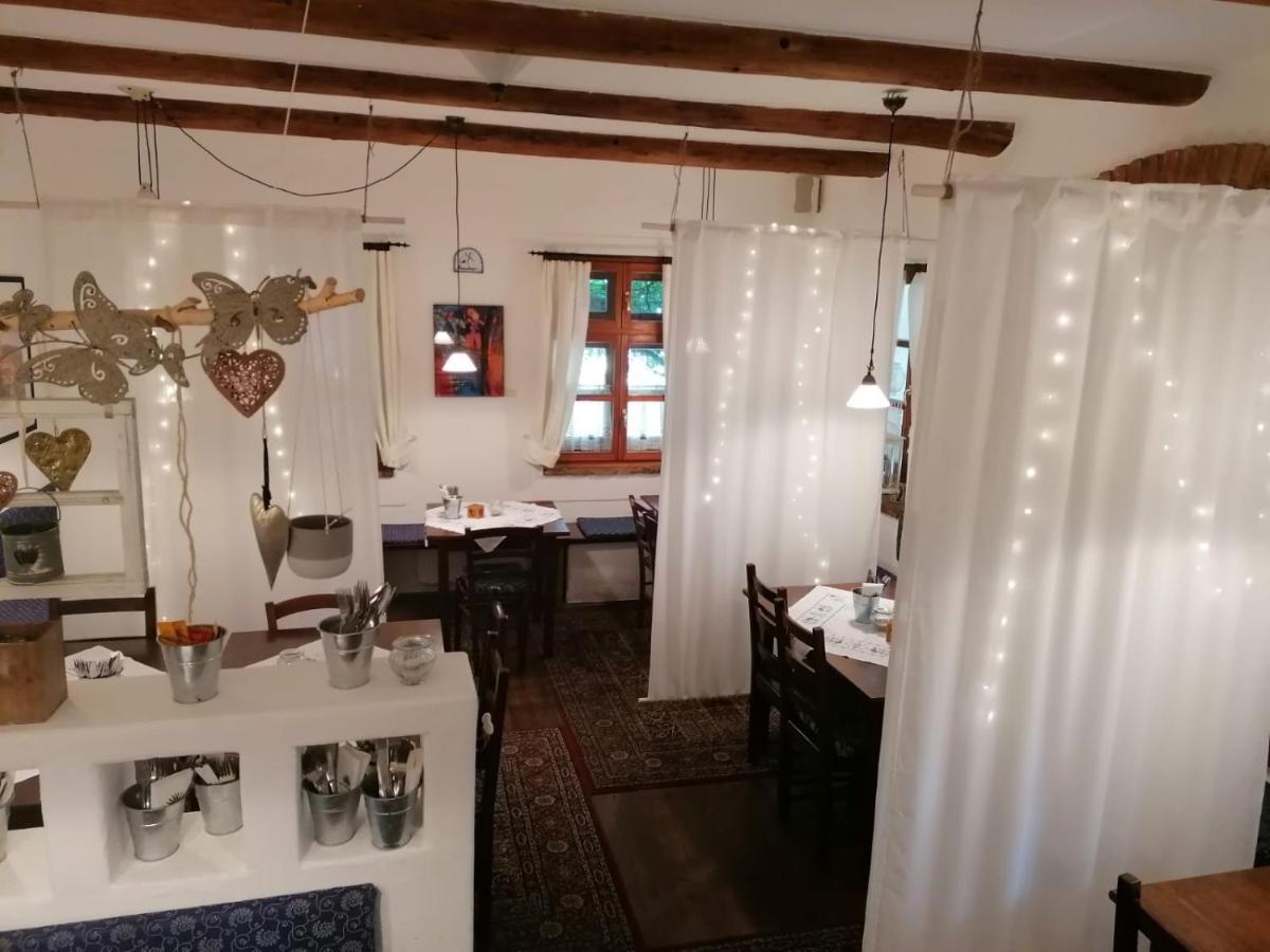 Oleander Romantik Zimmer Trausdorf an der Wulka Eksteriør billede